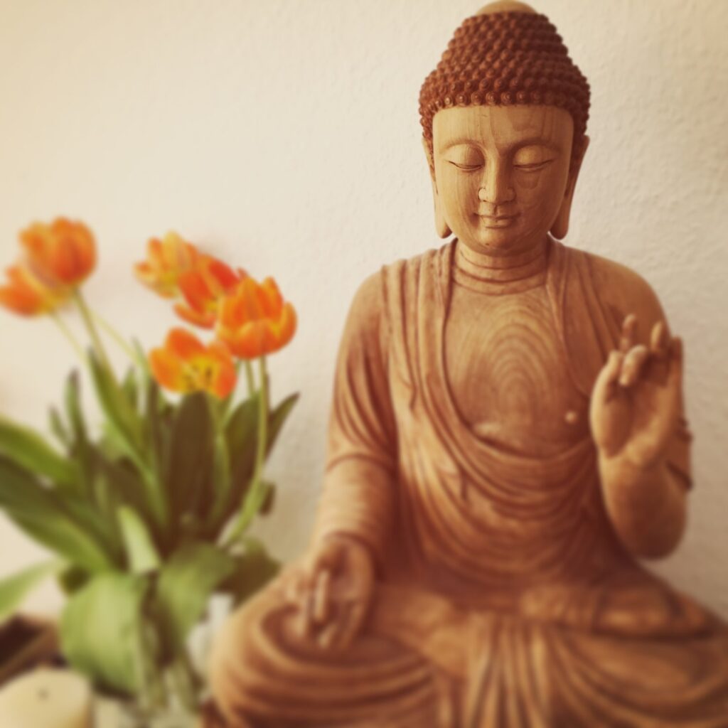 Buddha and flowers